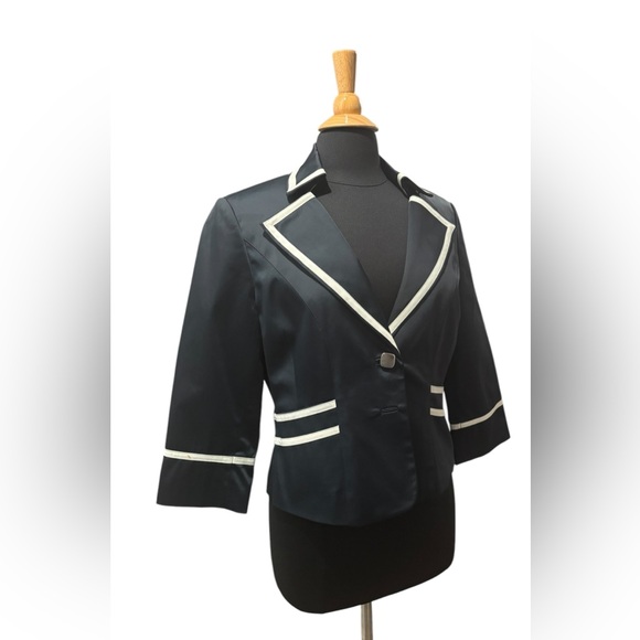Sharagano’s Women’s Navy Blue Blazer w/ White Trim-size 12 - Picture 3 of 11